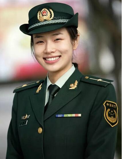 韩国女军人vs中国军人